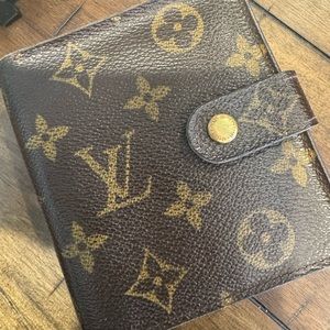 Louis Vuitton Monogram Compact Zip Bifold Wallet